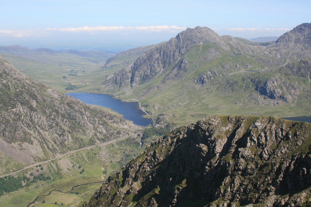 from Foel Goch, looking over Y Llymllwyd, toward Llyn Ogwen